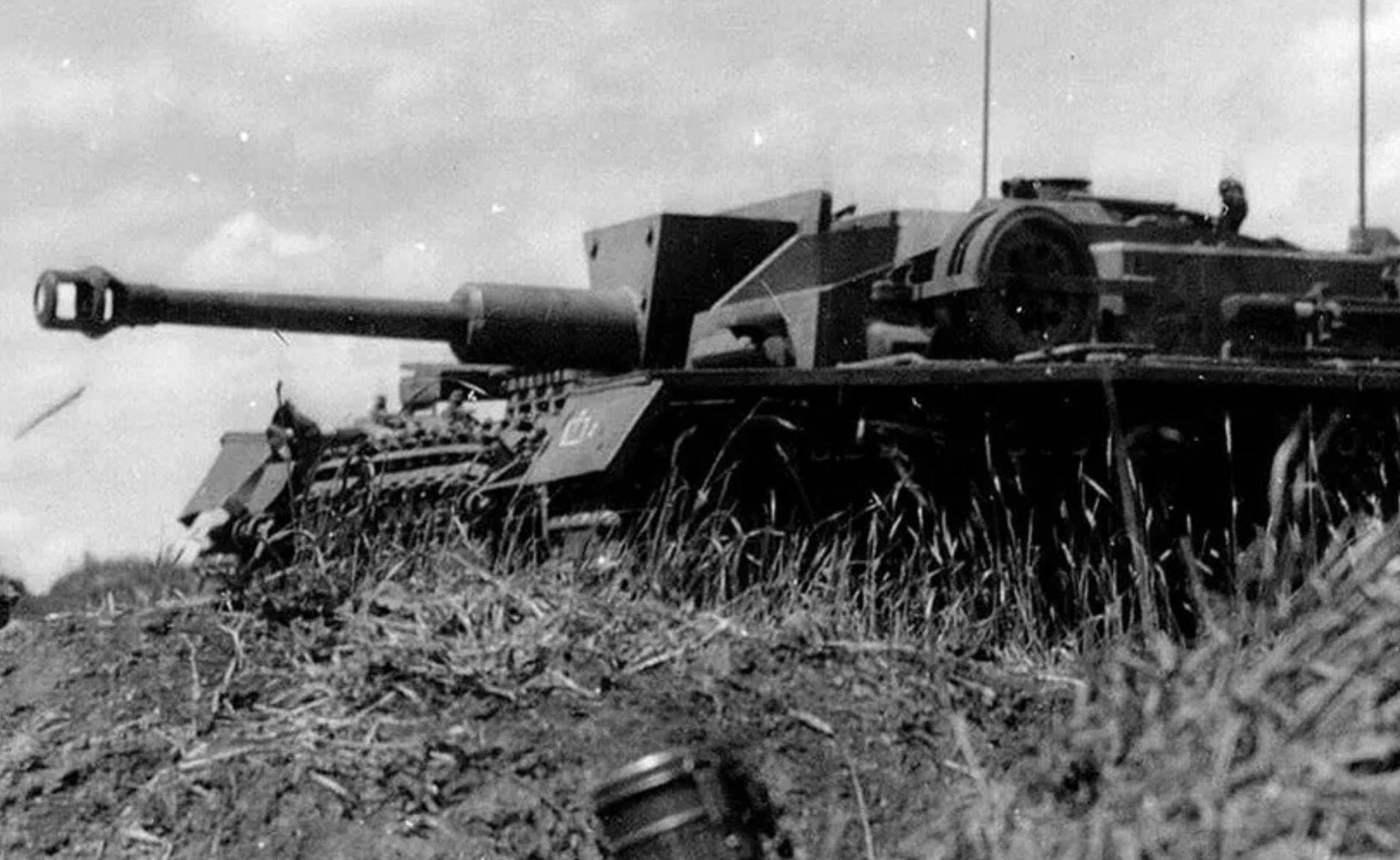 StuG 3 Tank Destroyer 8