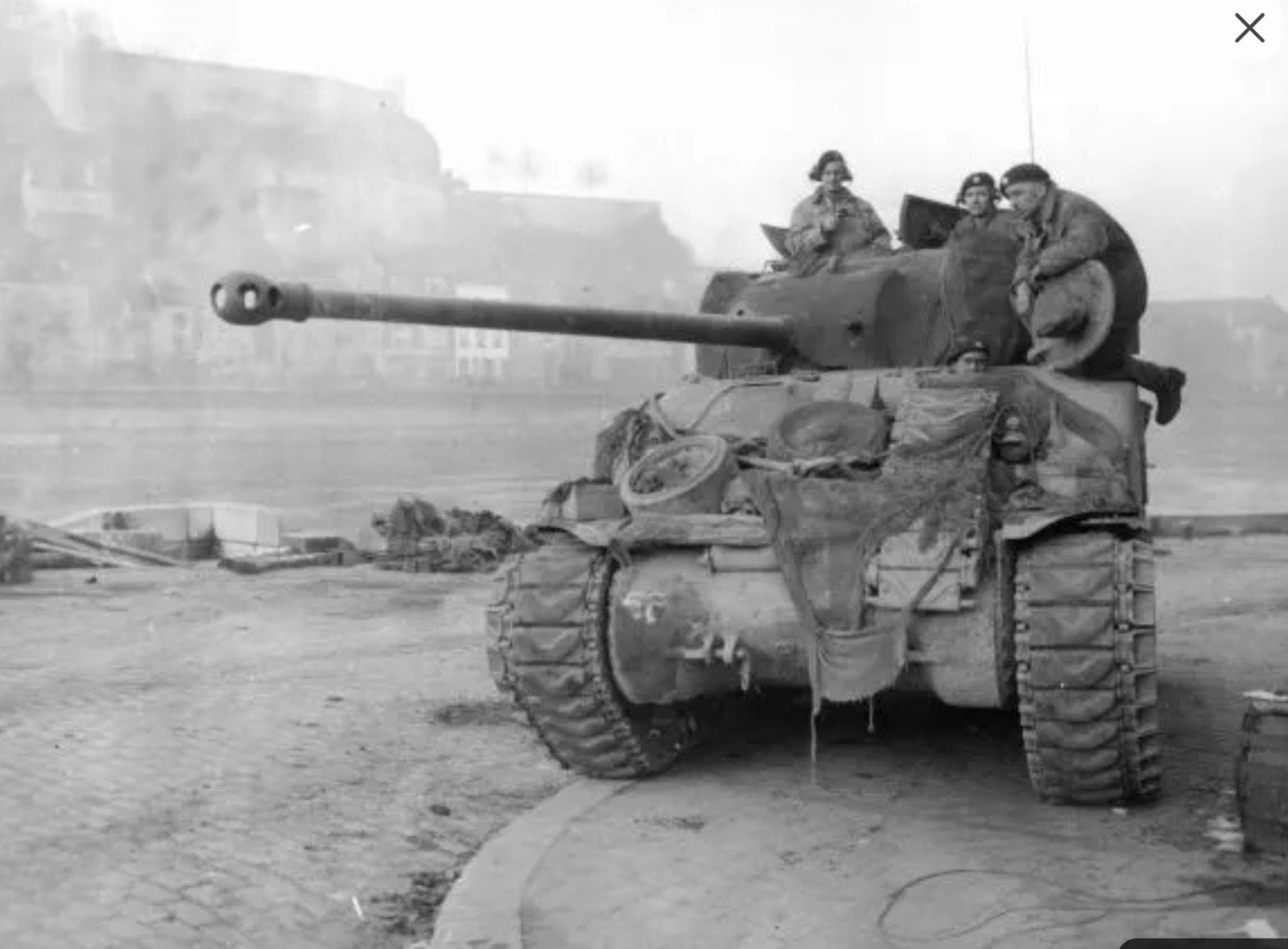 Sherman Firefly 7